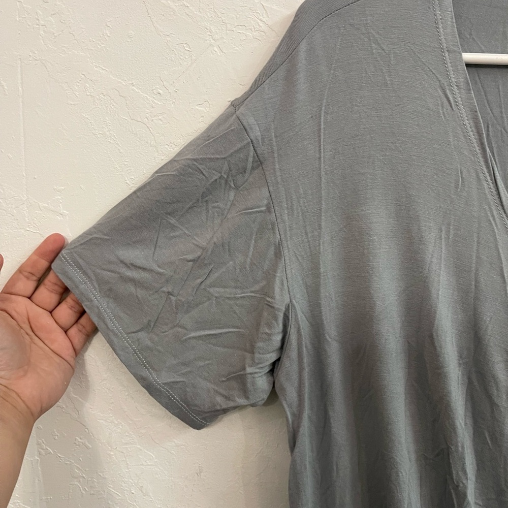 American Eagle Outfitters Gray Women's Top - Picture 2 of 3